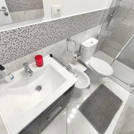 Royal Ocean View Aloha Garden *