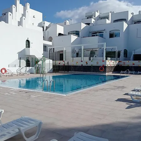 Royal Ocean View Aloha Garden Апартаменты *