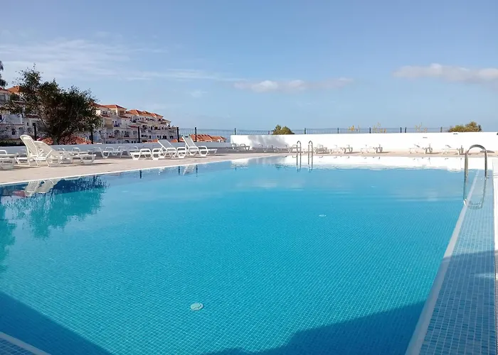 Royal Ocean View Aloha Garden Адехе