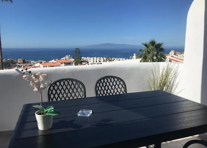 Royal Ocean View Aloha Garden Апартаменти Адехе