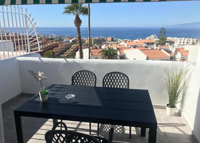 Royal Ocean View Aloha Garden Апартаменти